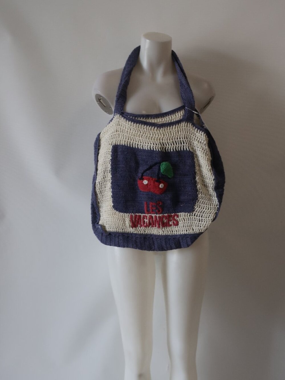 NWT Womens M.A.B.E Neve Blue, Red, White Crochet "Les Vacances" Tote Bag